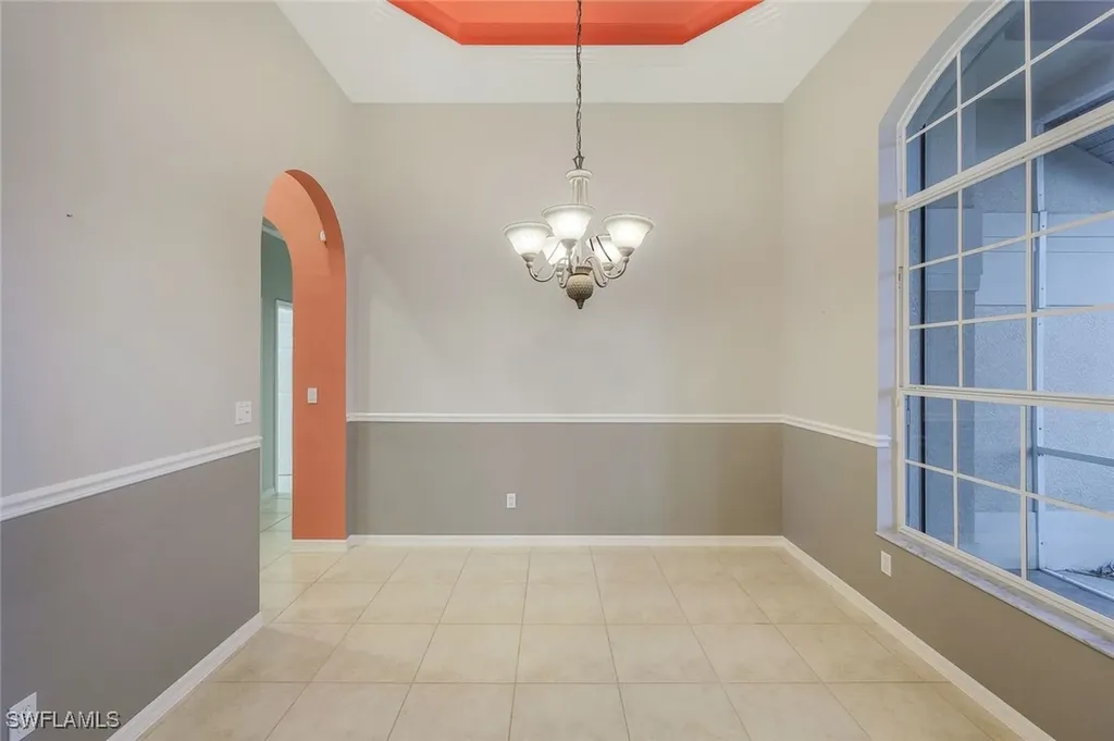 18025 Greenwood Drive Naples FL 34114