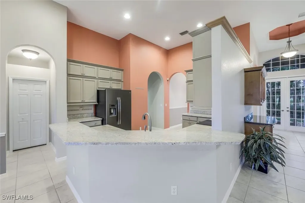 18025 Greenwood Drive Naples FL 34114