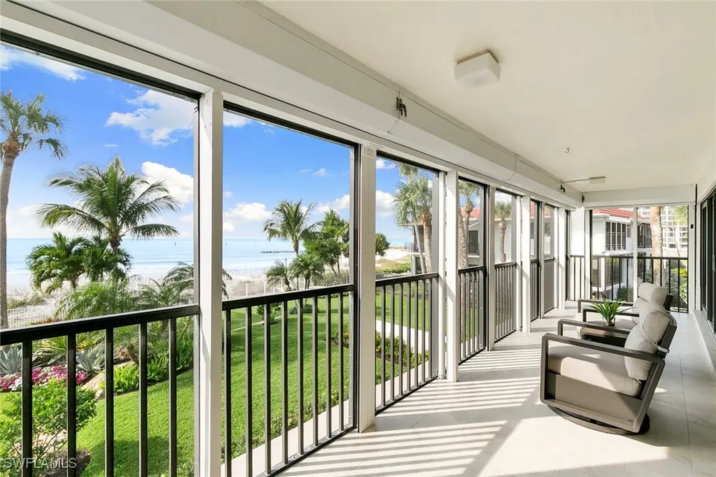 2171 Gulf Shore Boulevard N Naples FL 34102