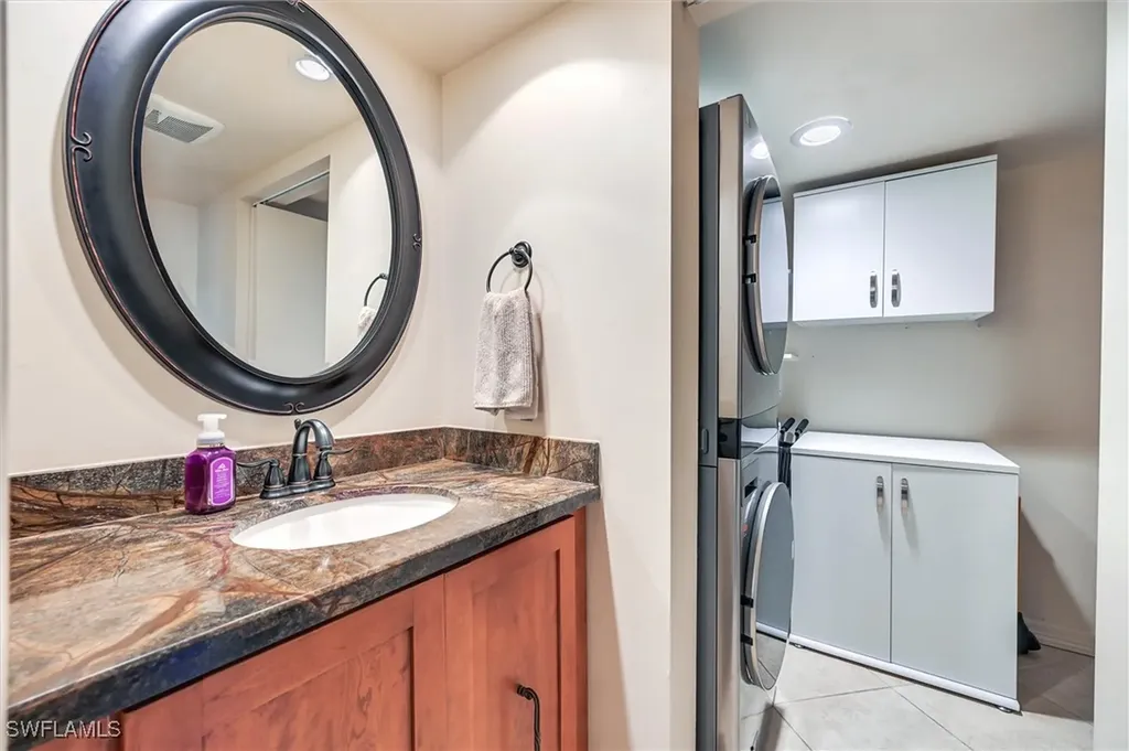185 Lake Point Lane Naples FL 34112