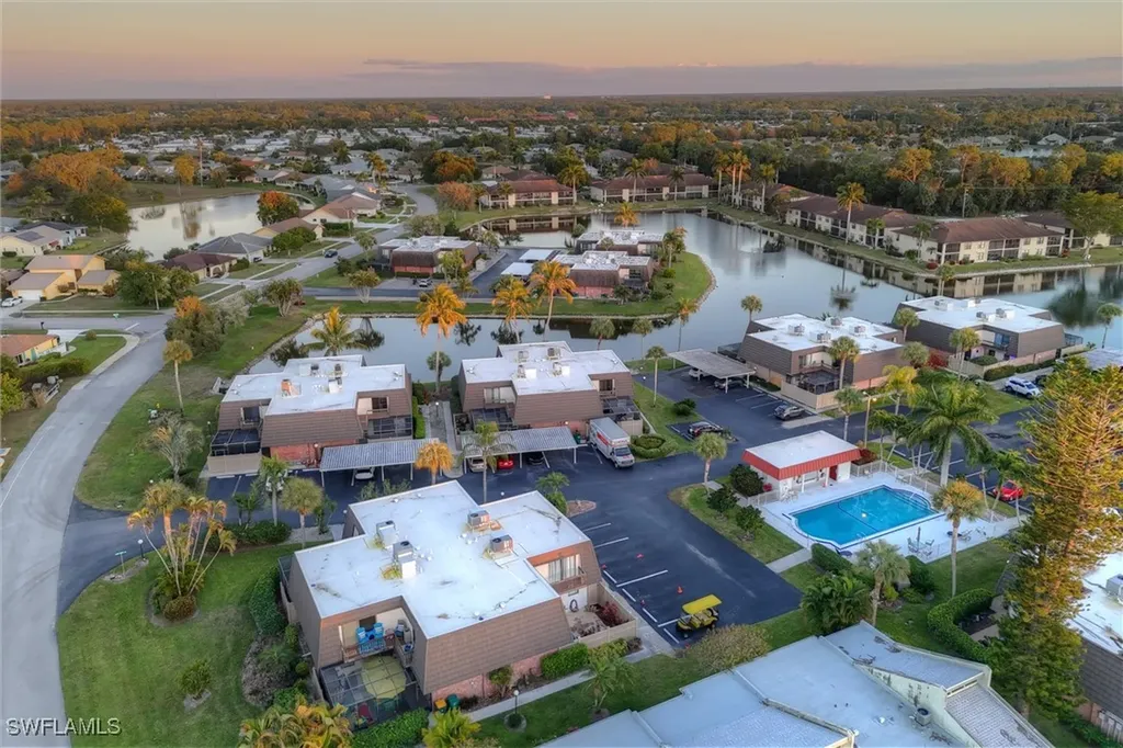 185 Lake Point Lane Naples FL 34112
