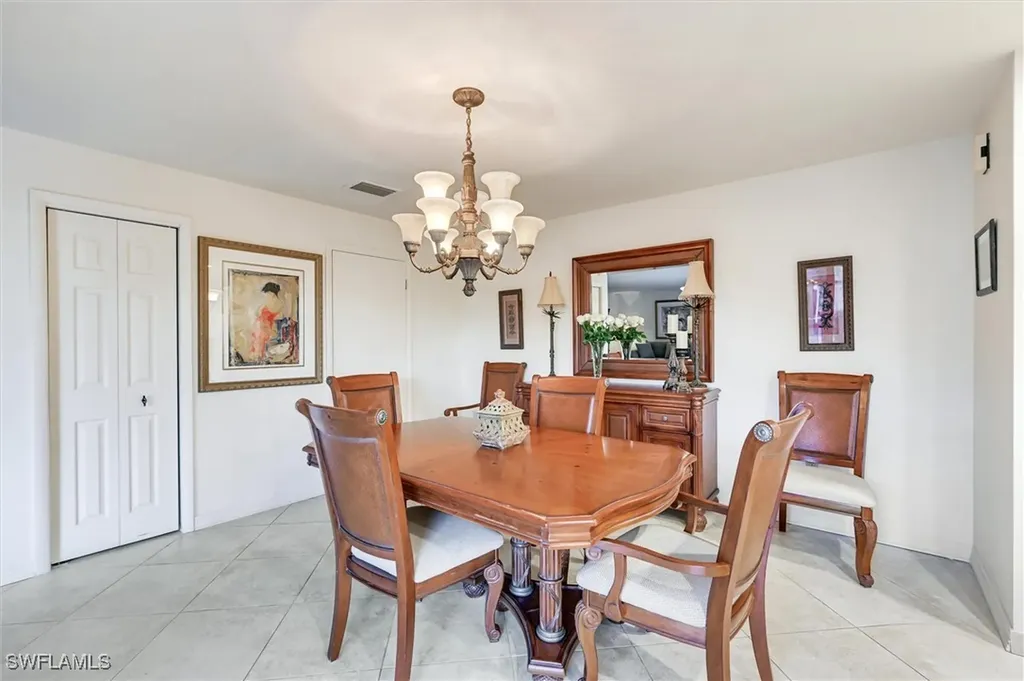 185 Lake Point Lane Naples FL 34112