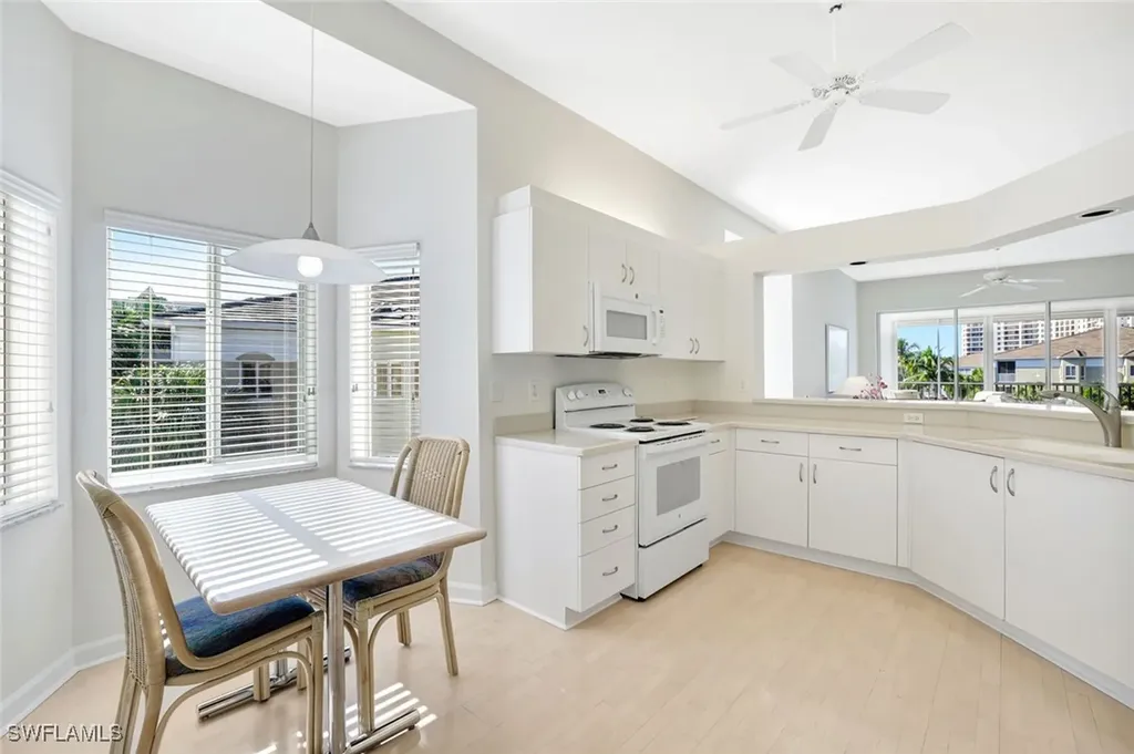 7654 Pebble Creek Circle Naples FL 34108