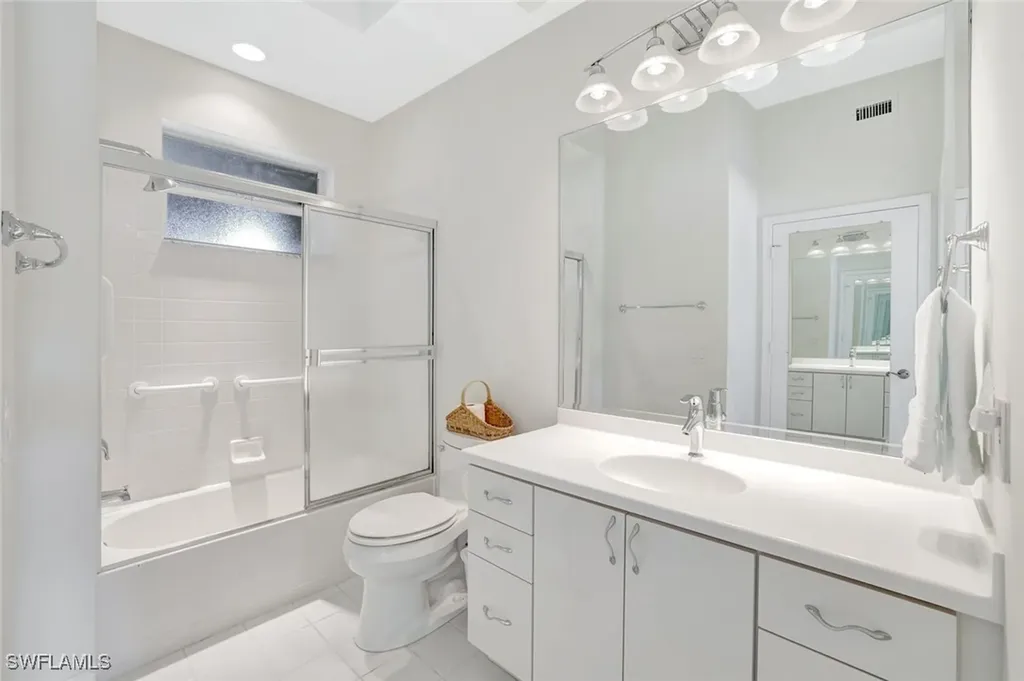 7654 Pebble Creek Circle Naples FL 34108