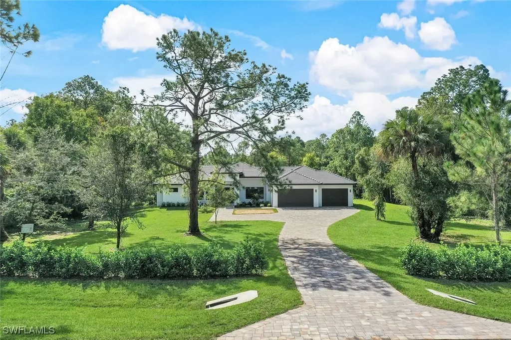 3632 3rd Avenue SW Naples FL 34117