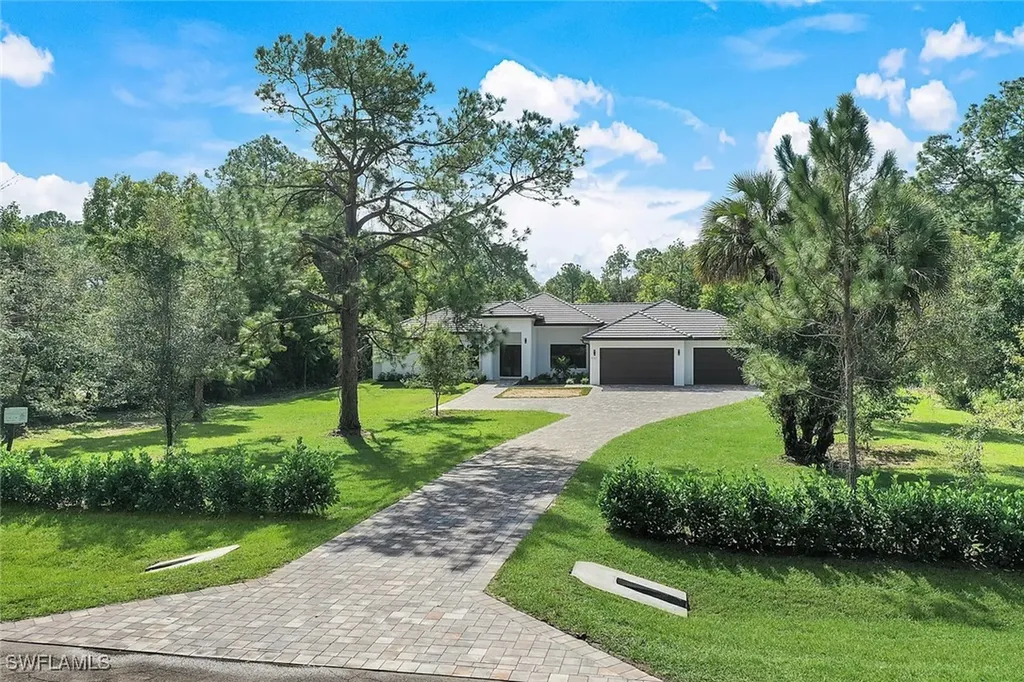 3632 3rd Avenue SW Naples FL 34117