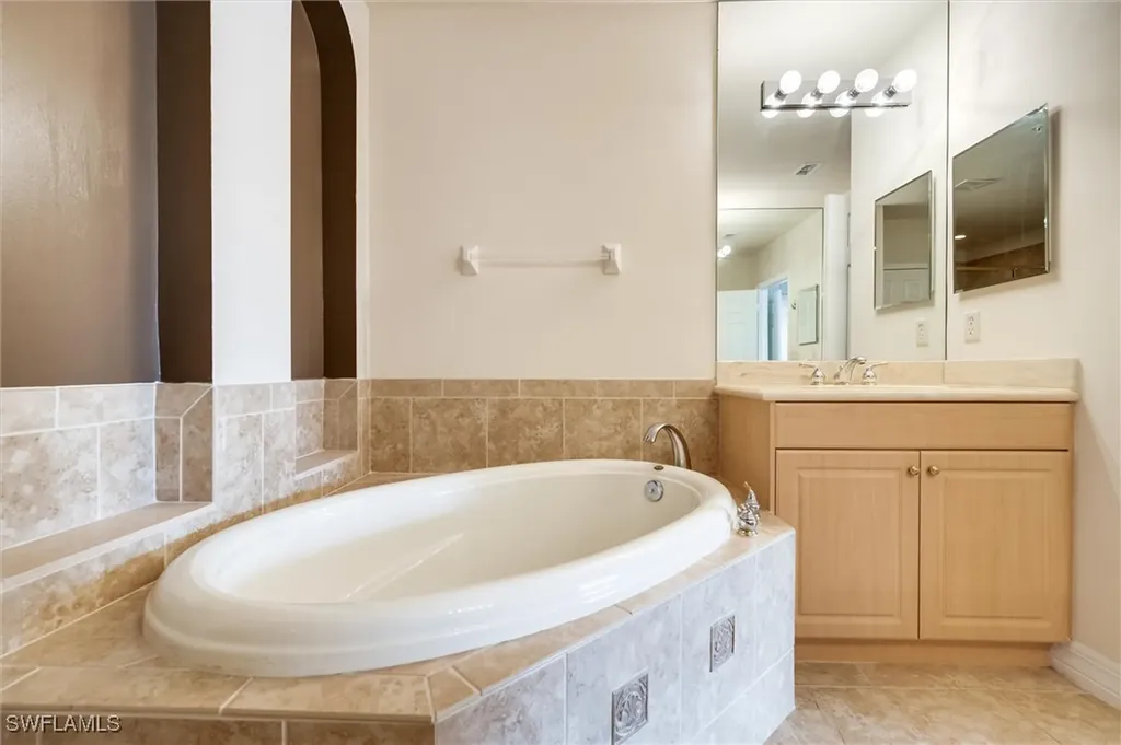 3600 Lansing Loop Estero FL 33928