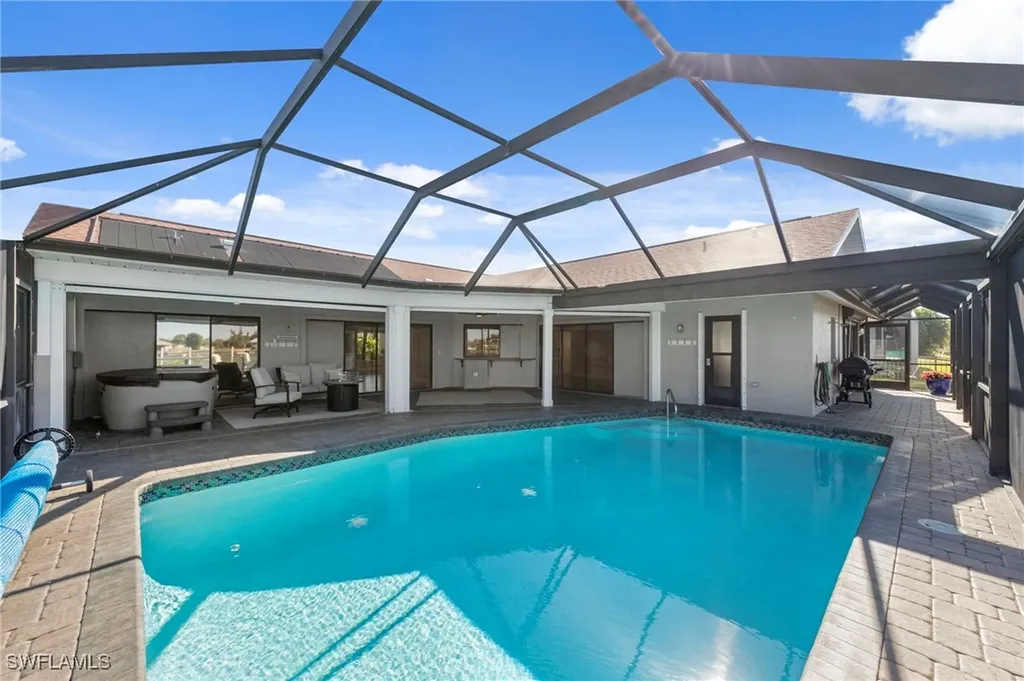 1222 SW 4th Court Cape Coral FL 33991