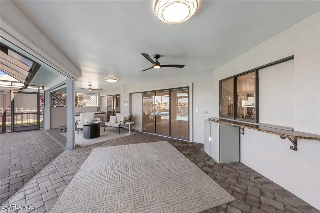 1222 SW 4th Court Cape Coral FL 33991