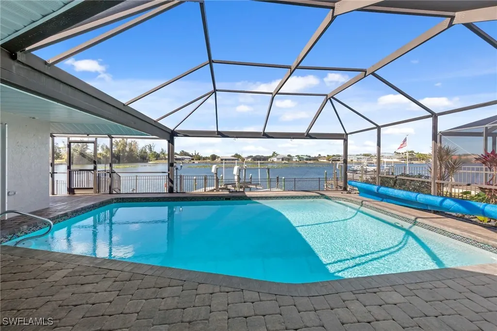 1222 SW 4th Court Cape Coral FL 33991