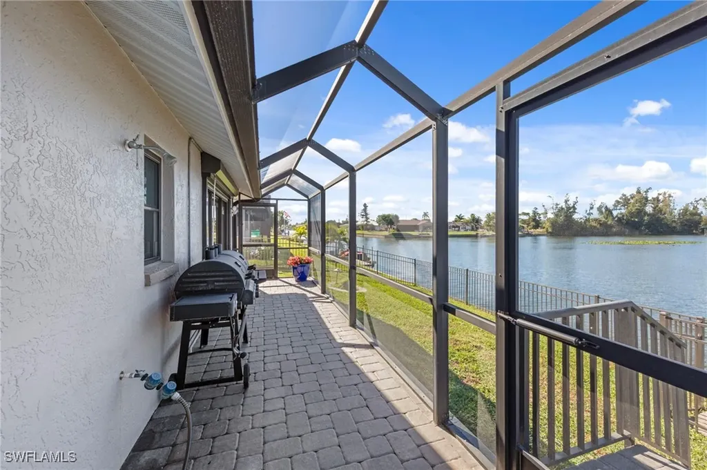1222 SW 4th Court Cape Coral FL 33991