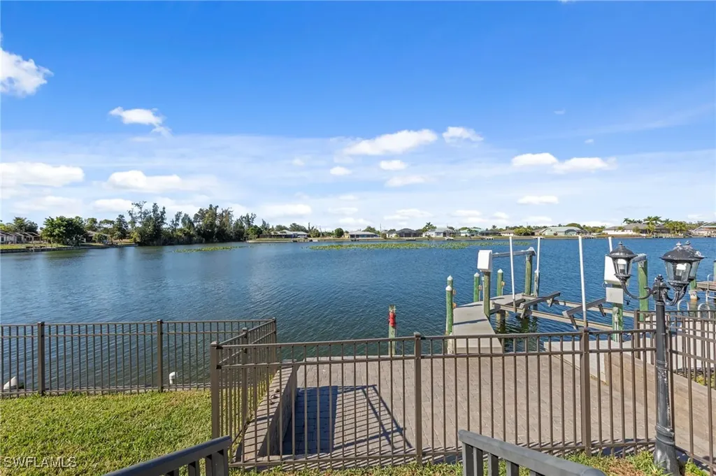 1222 SW 4th Court Cape Coral FL 33991