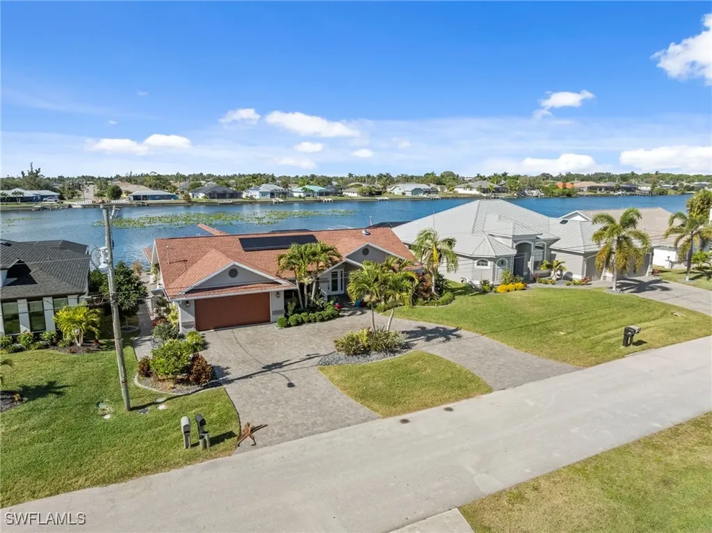 1222 SW 4th Court Cape Coral FL 33991
