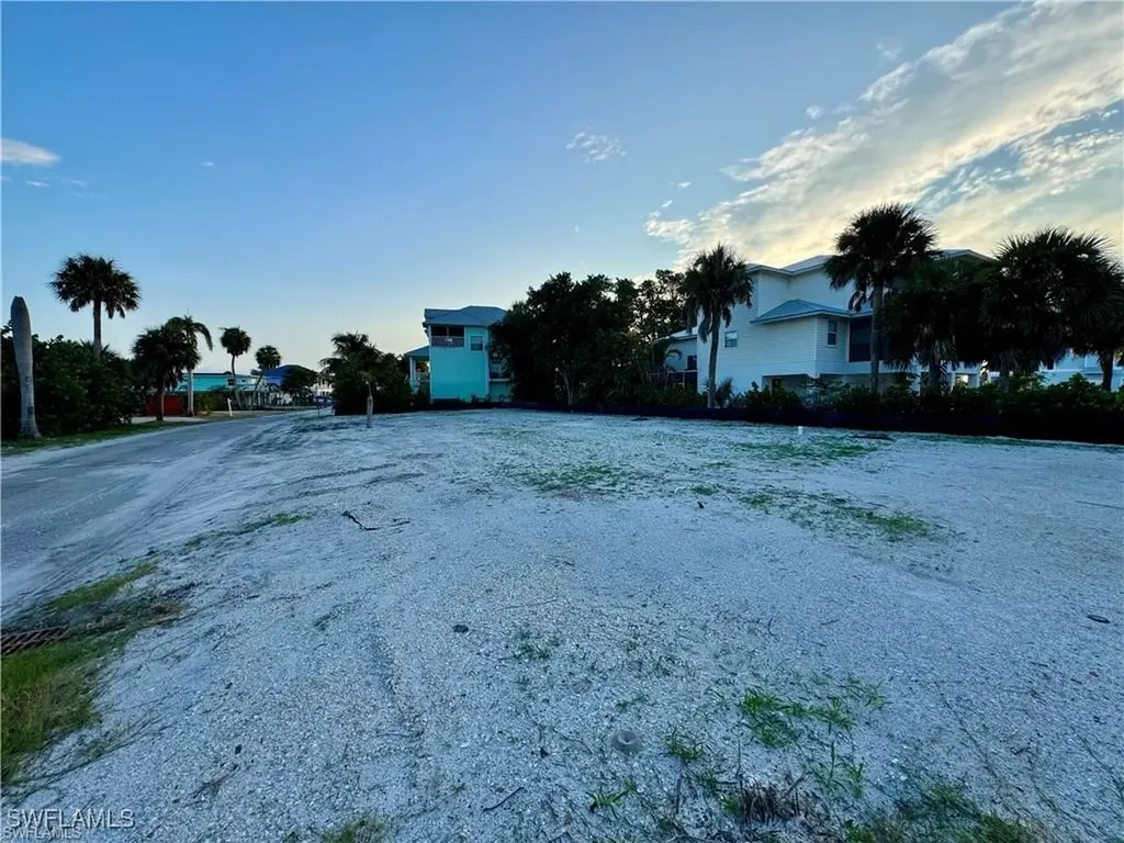 100 Washington Avenue Fort Myers Beach FL 33931