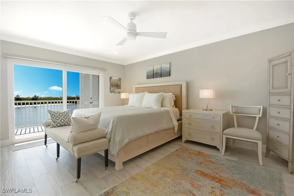 60 Pelican Street W Naples FL 34113
