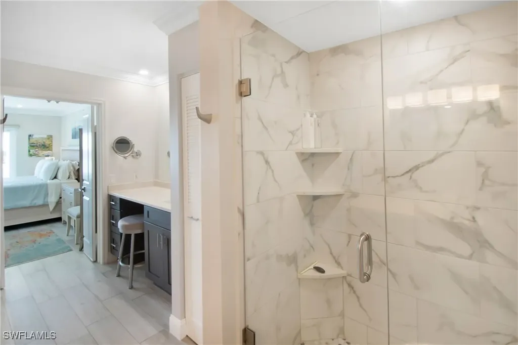 60 Pelican Street W Naples FL 34113