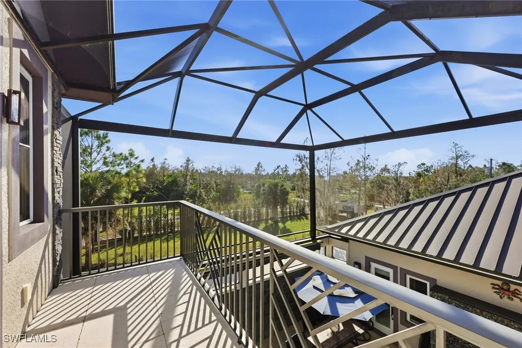 3585 33rd Avenue NE Naples FL 34120