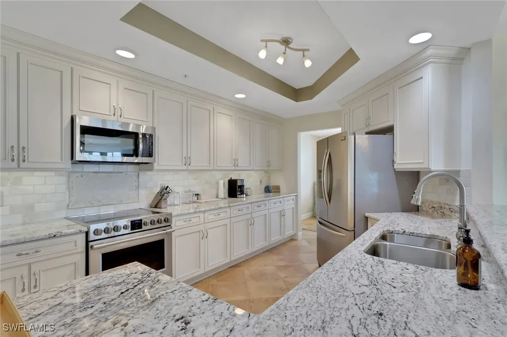 2743 1st Street Fort Myers FL 33916