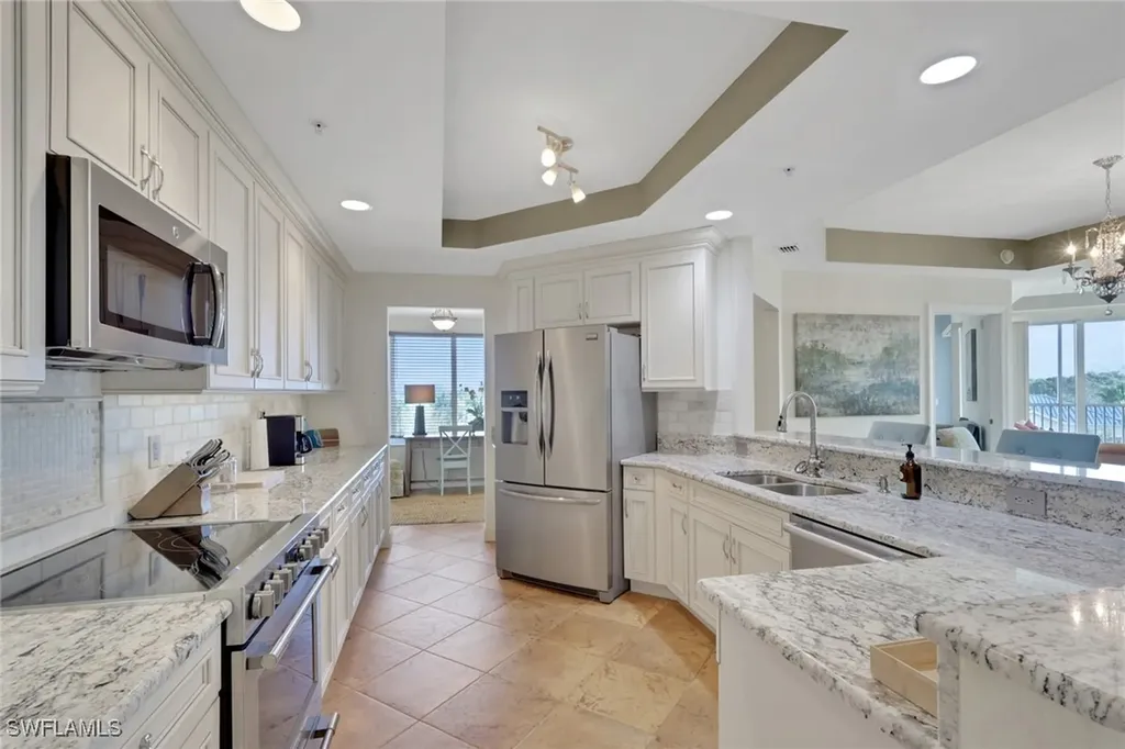 2743 1st Street Fort Myers FL 33916