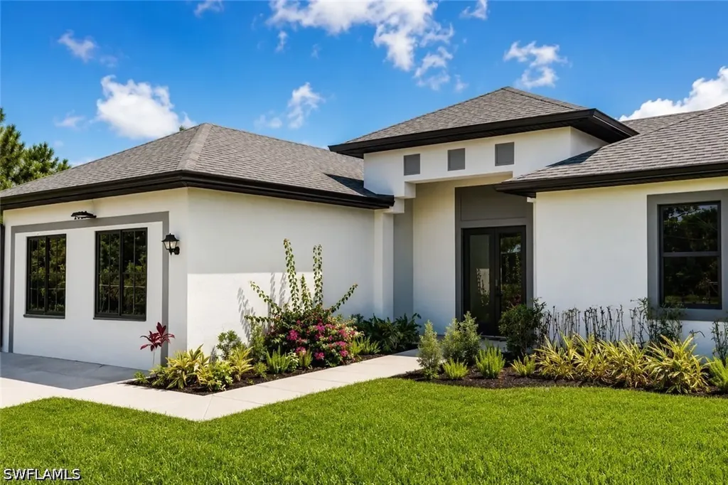 2992 41st Avenue NE Naples FL 34120
