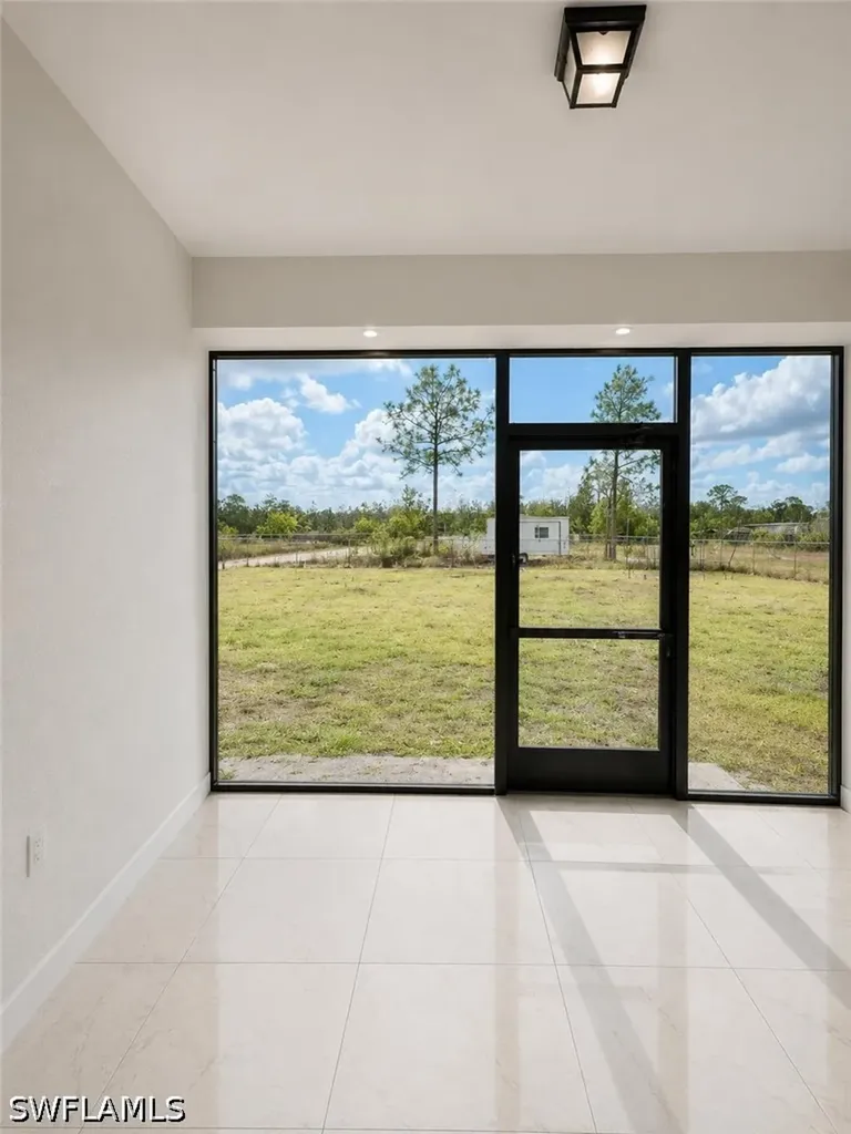 2992 41st Avenue NE Naples FL 34120