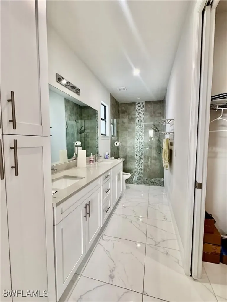 2992 41st Avenue NE Naples FL 34120