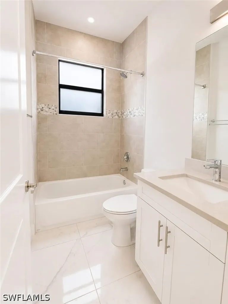 2992 41st Avenue NE Naples FL 34120