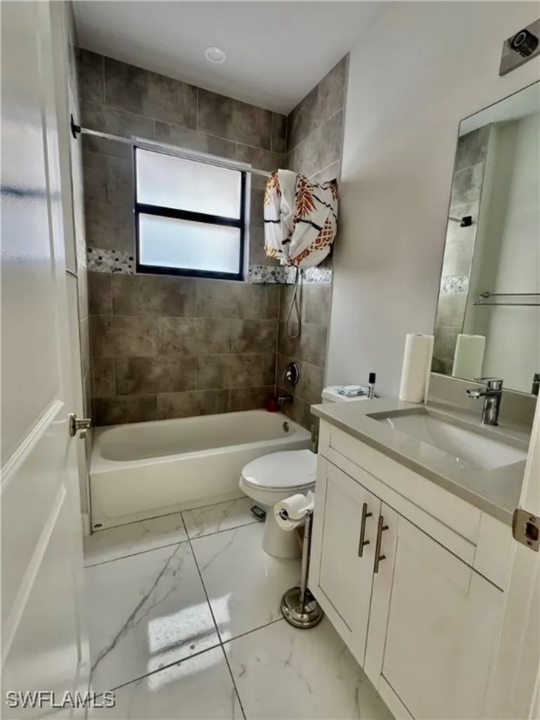 2992 41st Avenue NE Naples FL 34120