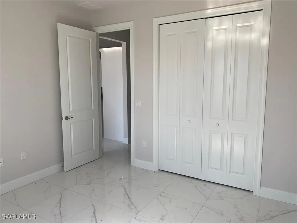 2992 41st Avenue NE Naples FL 34120