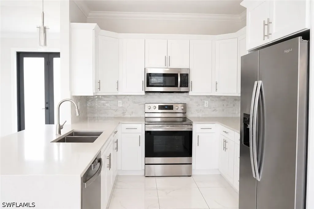 2992 41st Avenue NE Naples FL 34120
