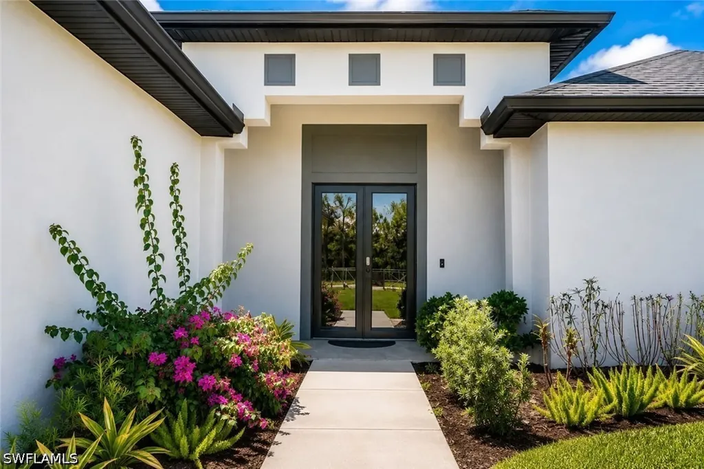 2992 41st Avenue NE Naples FL 34120