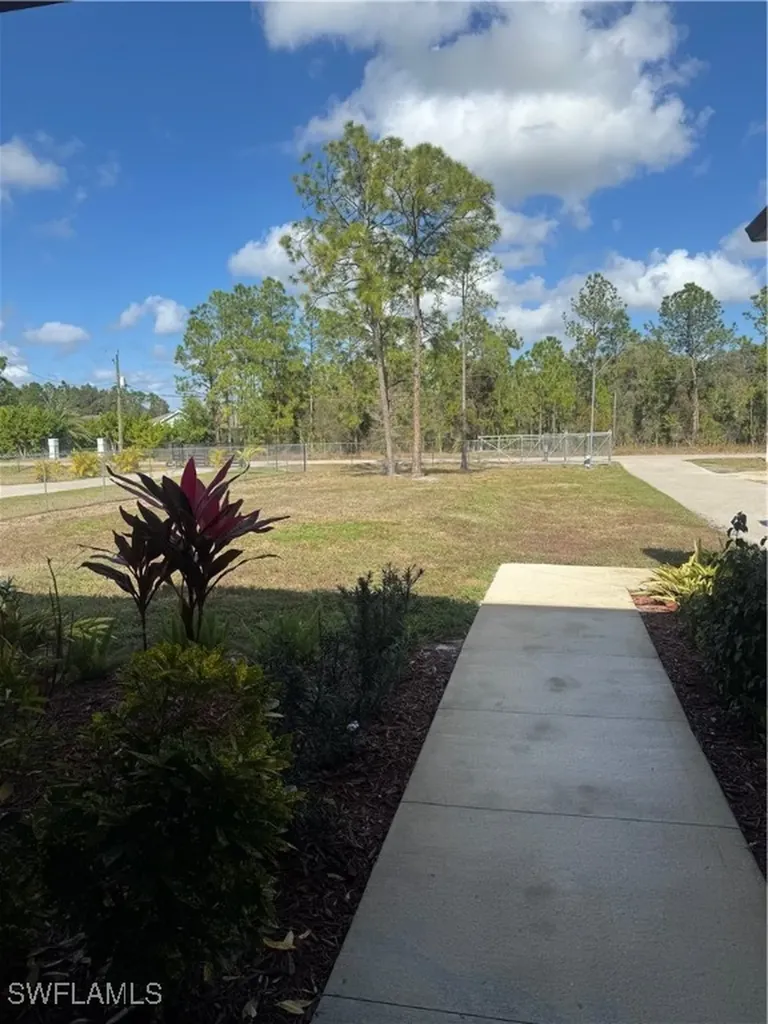 2992 41st Avenue NE Naples FL 34120