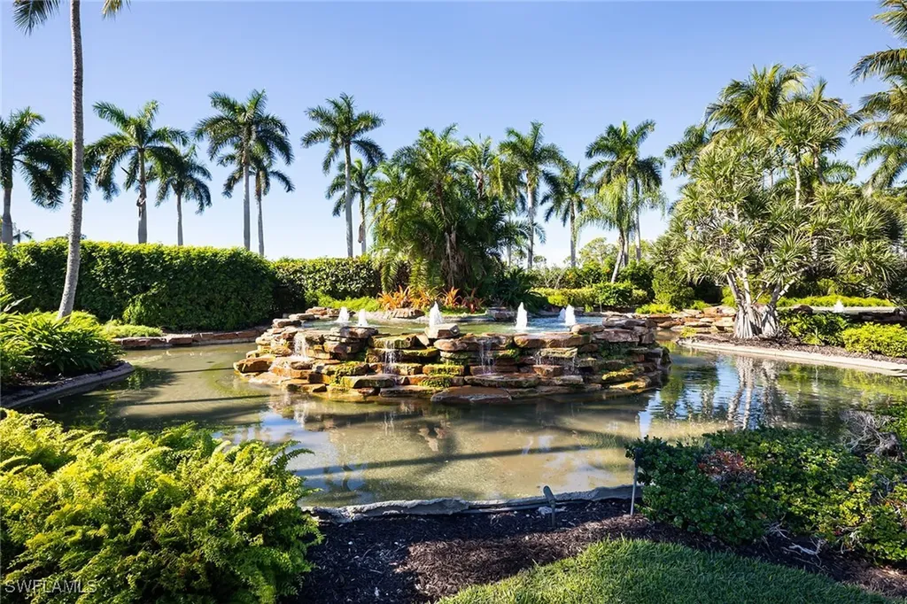 2741 Medallist Lane Naples FL 34109