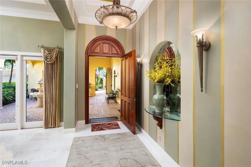 2741 Medallist Lane Naples FL 34109