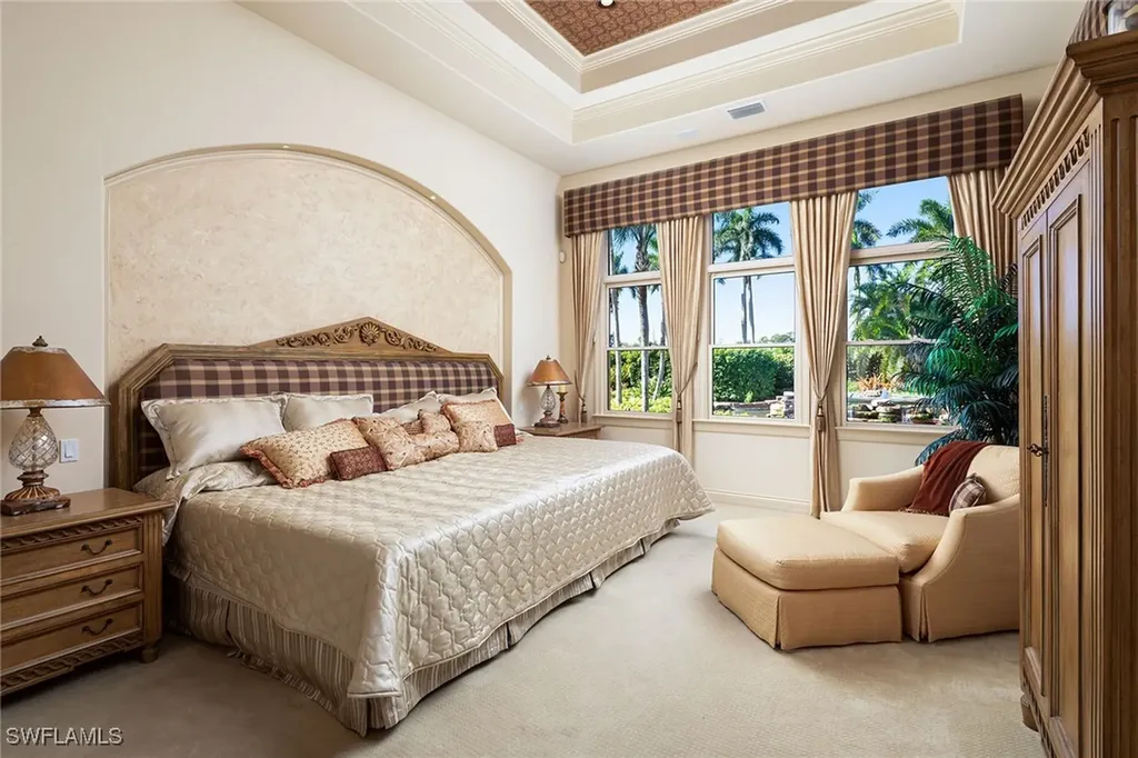 2741 Medallist Lane Naples FL 34109