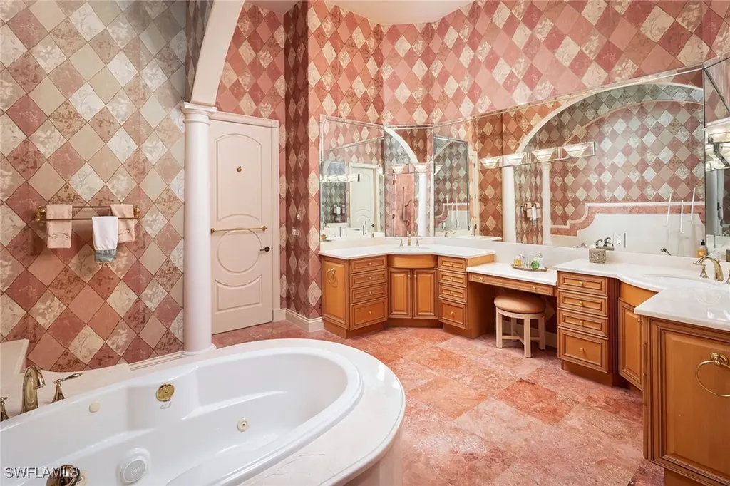 2741 Medallist Lane Naples FL 34109