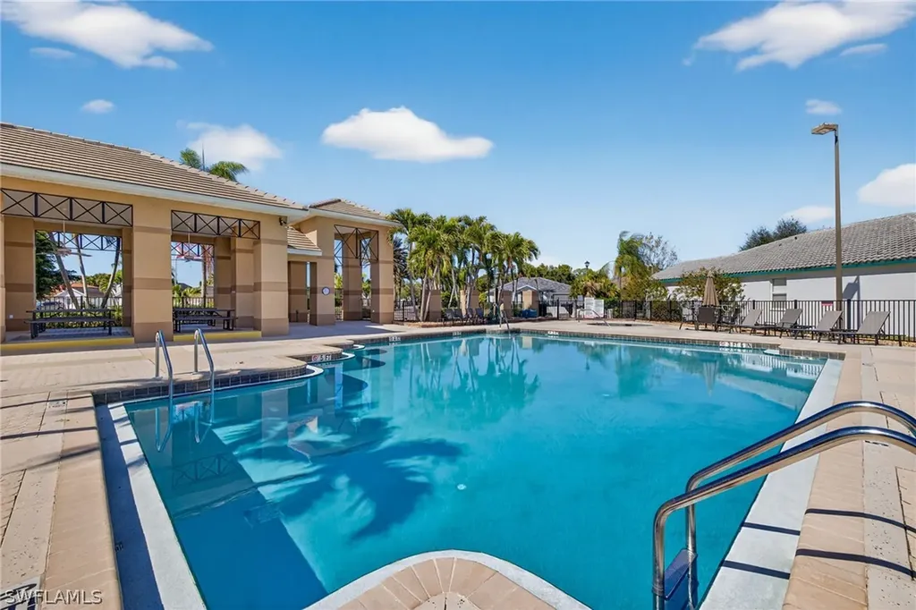 7611 Cameron Circle Fort Myers FL 33912