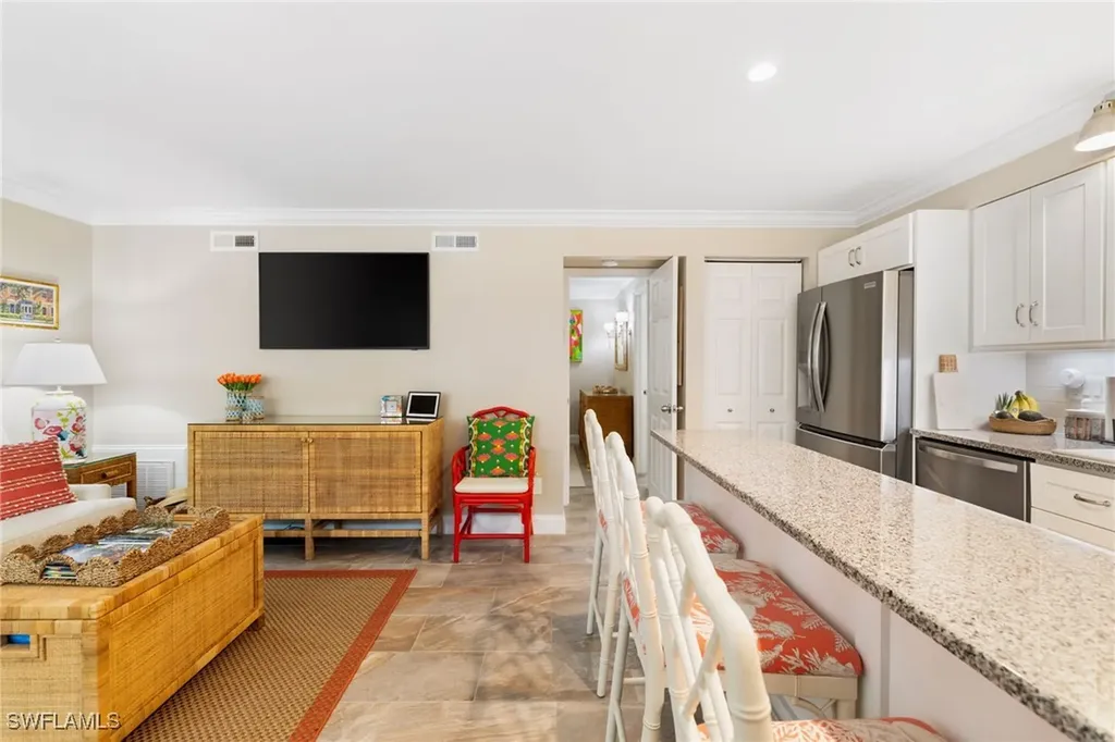 980 7th Avenue S Naples FL 34102