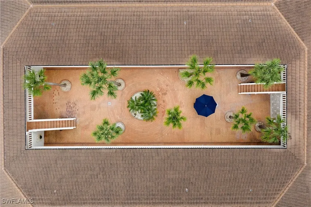 980 7th Avenue S Naples FL 34102