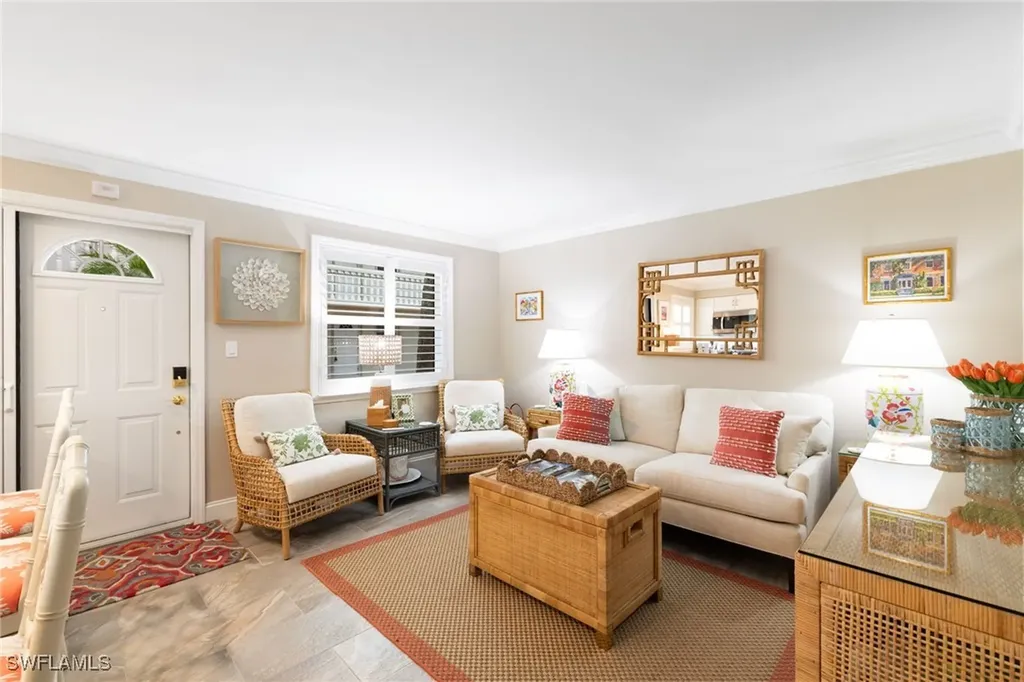 980 7th Avenue S Naples FL 34102