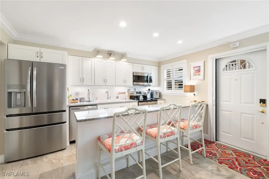 980 7th Avenue S Naples FL 34102