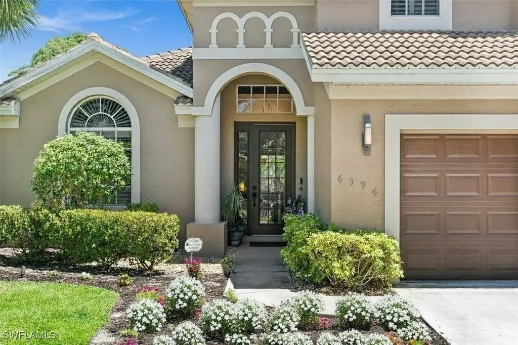 6996 Burnt Sienna Circle Naples FL 34109
