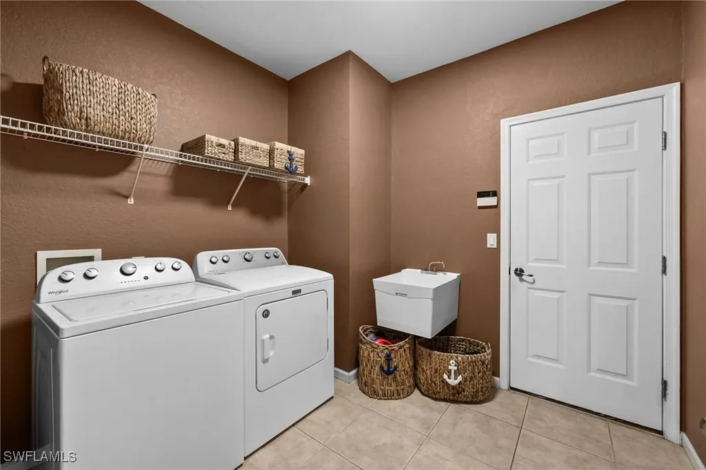 6996 Burnt Sienna Circle Naples FL 34109