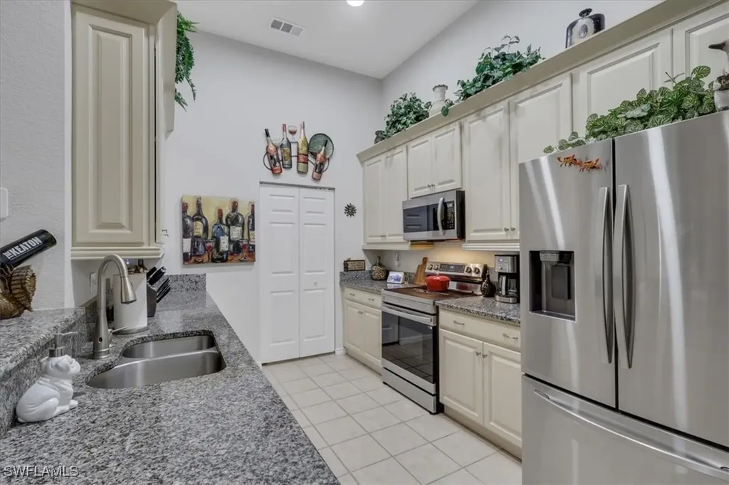 27107 N Matheson Avenue Bonita Springs FL 34135