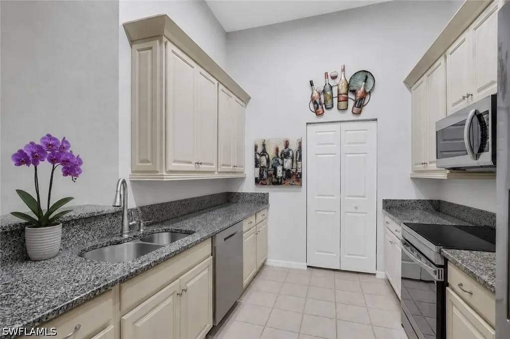27107 N Matheson Avenue Bonita Springs FL 34135