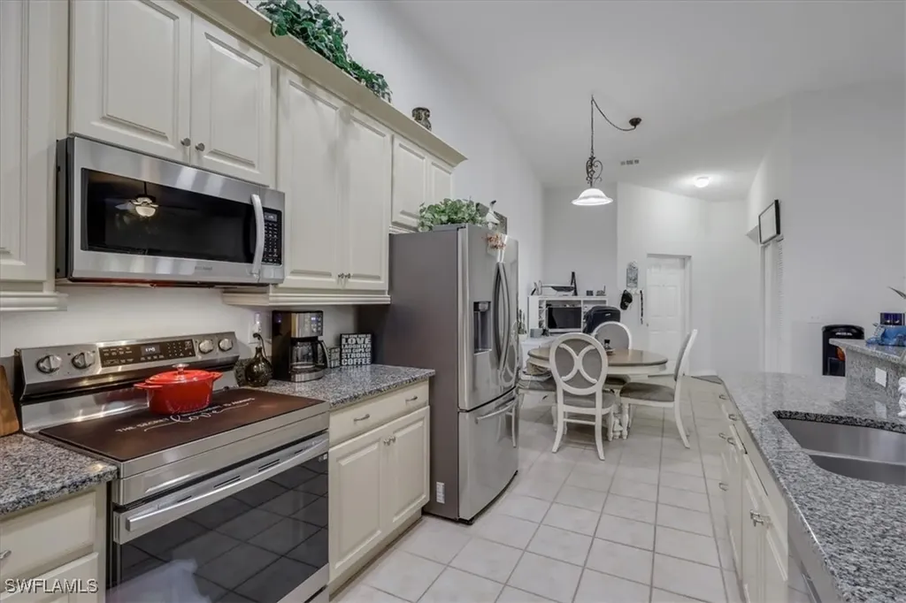 27107 N Matheson Avenue Bonita Springs FL 34135