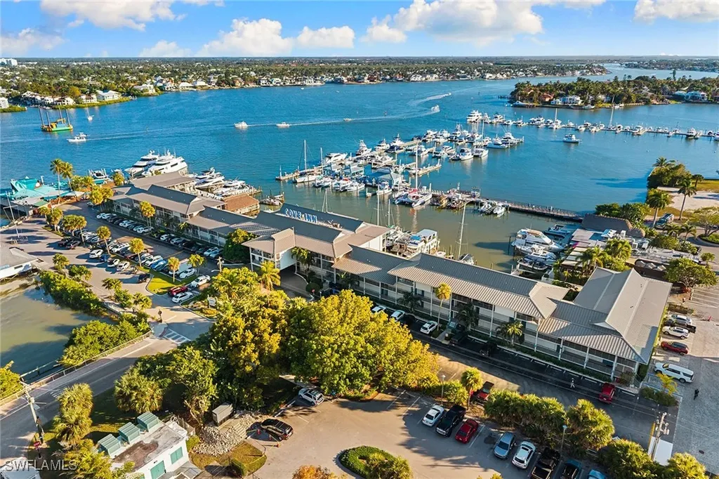 900 Broad Avenue S Naples FL 34102