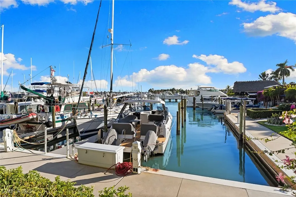 900 Broad Avenue S Naples FL 34102