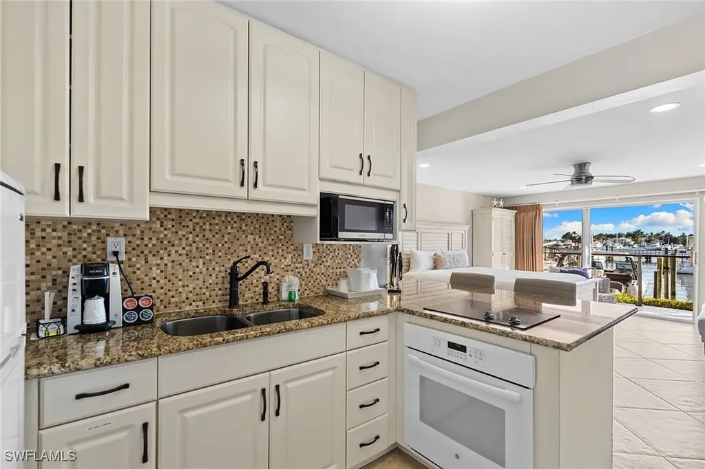 900 Broad Avenue S Naples FL 34102