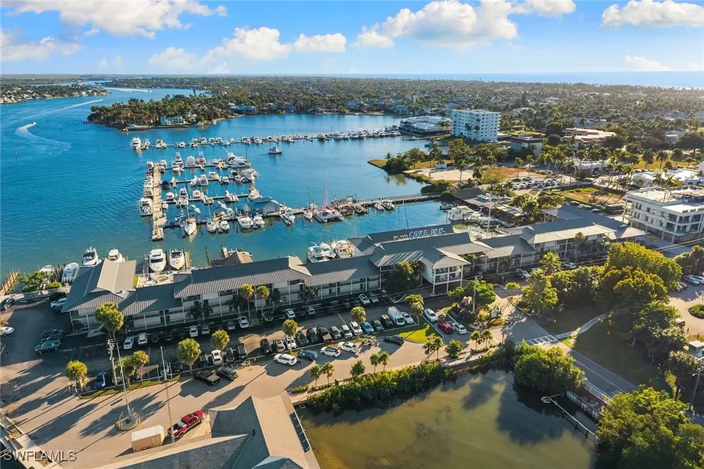 900 Broad Avenue S Naples FL 34102